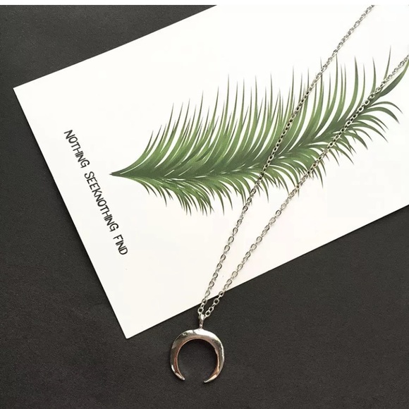 Gold silver moon layered necklace - Picture 5 of 8